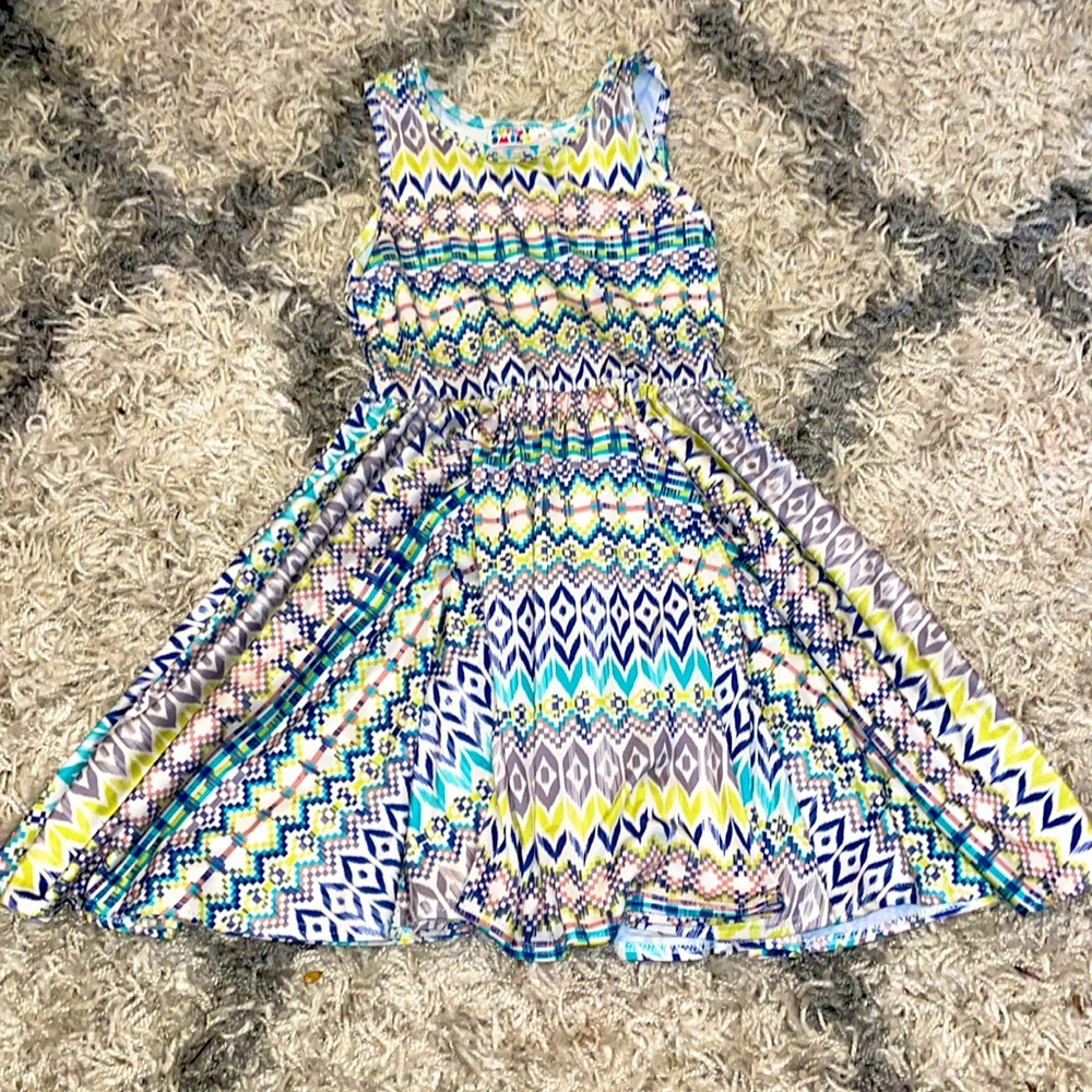 👗Patterned sleeveless dot dot smile dress